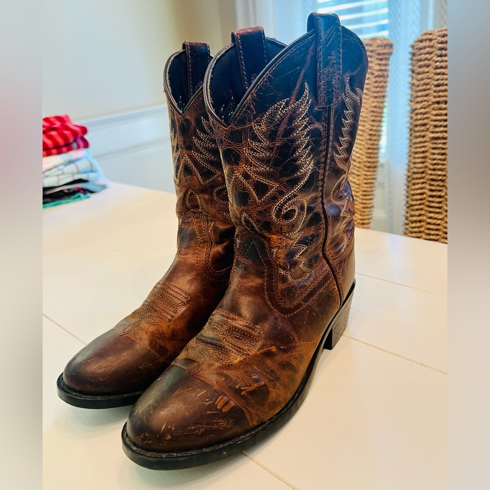 Great Deal - Cowgirl Boots